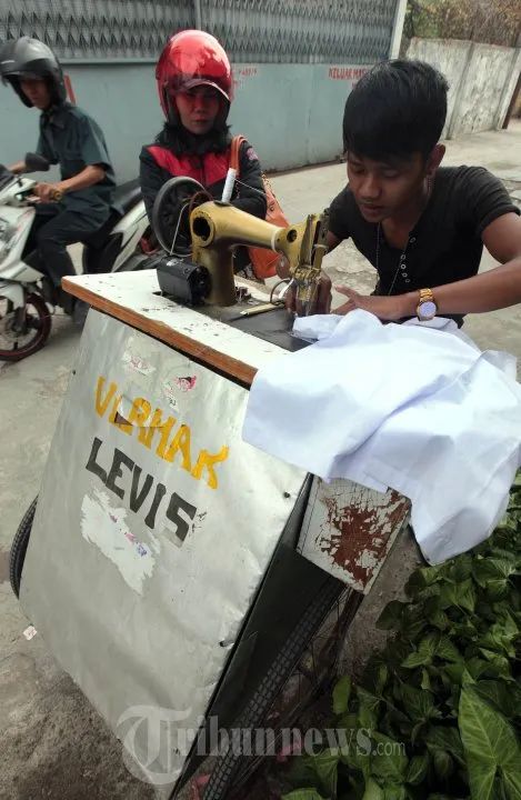 Vermak Levis Barokah Wangon: Sentuhan Kreatif untuk Pakaian Anda di Cilacap
